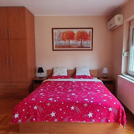 Apartament Julija 2 Pančevo Zewnętrze zdjęcie
