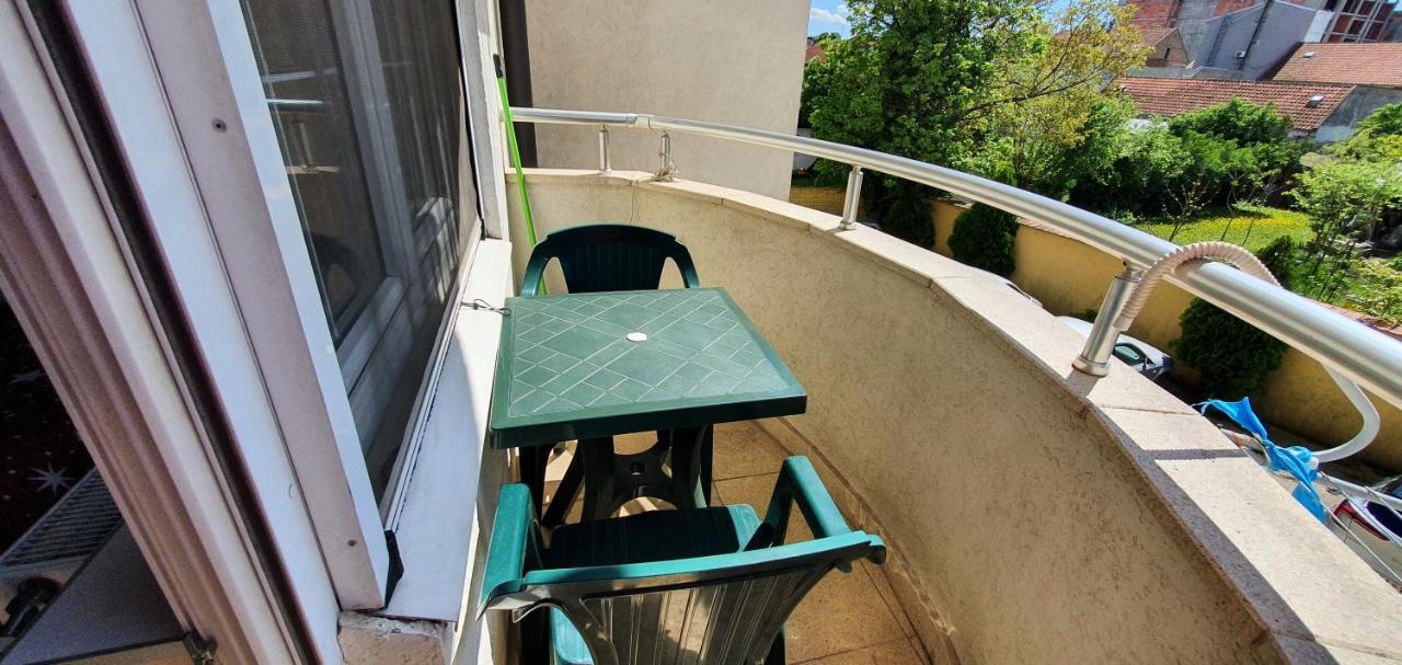 Apartament Julija 2 Pančevo Zewnętrze zdjęcie